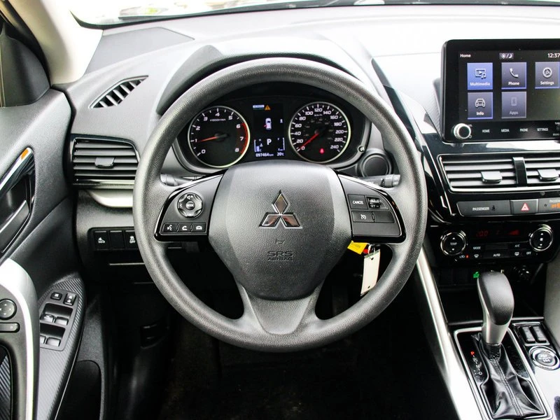 2022 Mitsubishi Eclipse Cross - Image 9 of 20