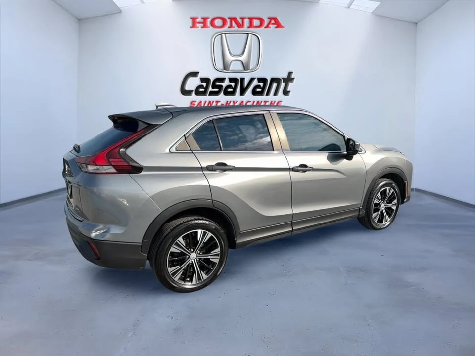 2022 Mitsubishi Eclipse Cross - Image 6 of 20