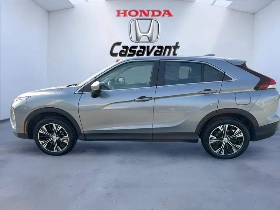 2022 Mitsubishi Eclipse Cross - Image 9 of 20