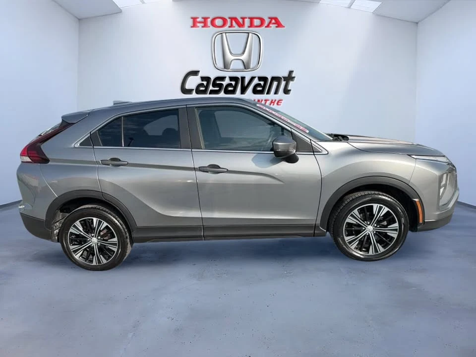 2022 Mitsubishi Eclipse Cross - Image 5 of 20