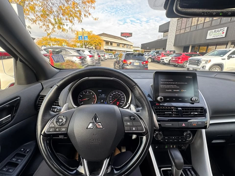 2022 Mitsubishi Eclipse Cross - Image 7 of 10