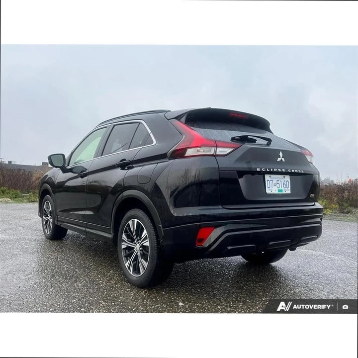 2022 Mitsubishi Eclipse Cross - Image 4 of 20