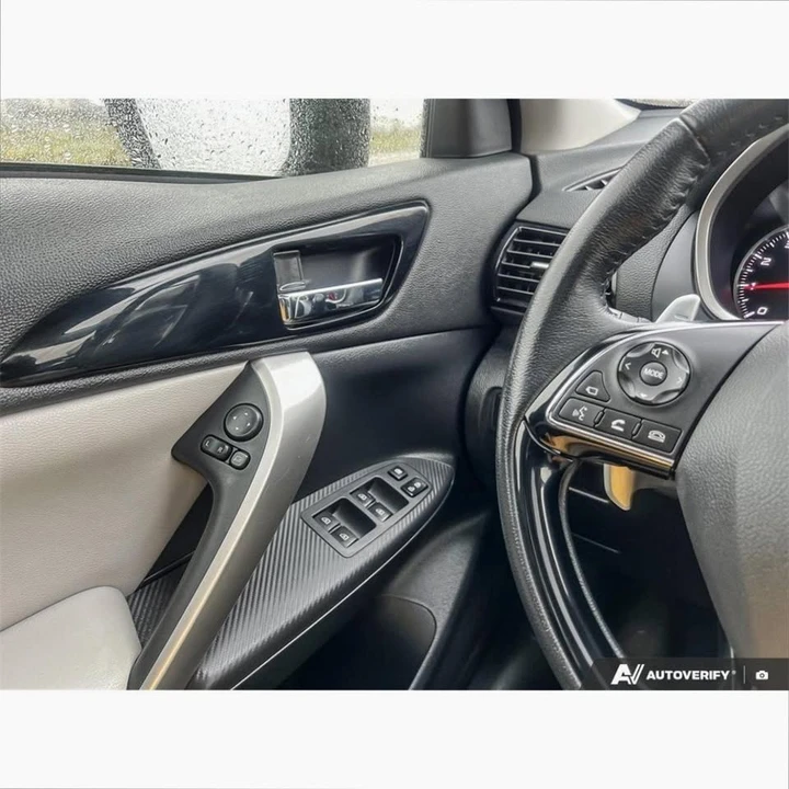 2022 Mitsubishi Eclipse Cross - Image 17 of 20