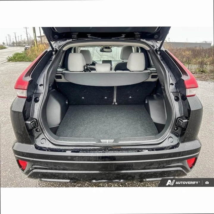 2022 Mitsubishi Eclipse Cross - Image 12 of 20