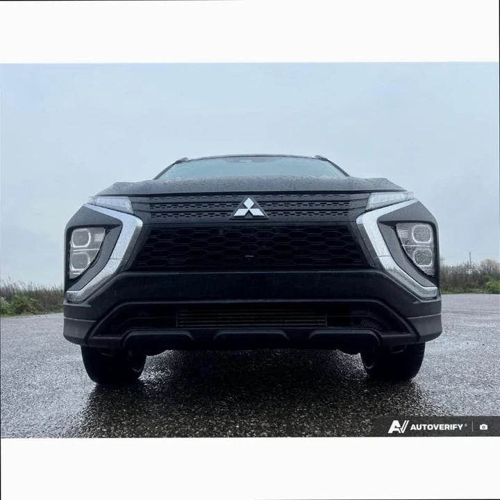 2022 Mitsubishi Eclipse Cross - Image 2 of 20