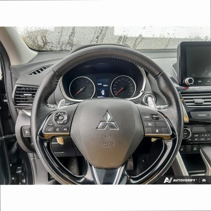 2022 Mitsubishi Eclipse Cross - Image 14 of 20