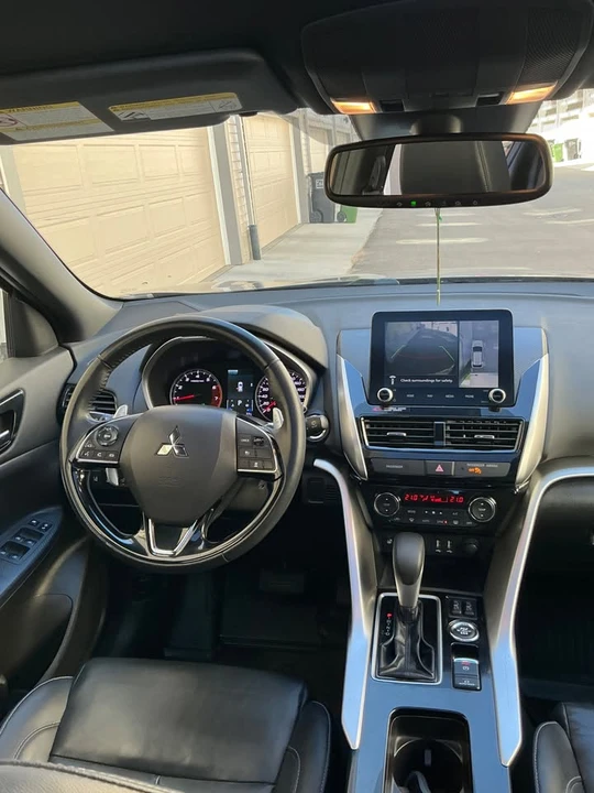 2022 Mitsubishi Eclipse Cross - Image 7 of 16