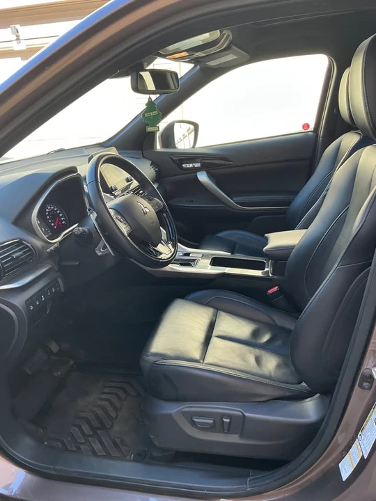 2022 Mitsubishi Eclipse Cross - Image 9 of 16