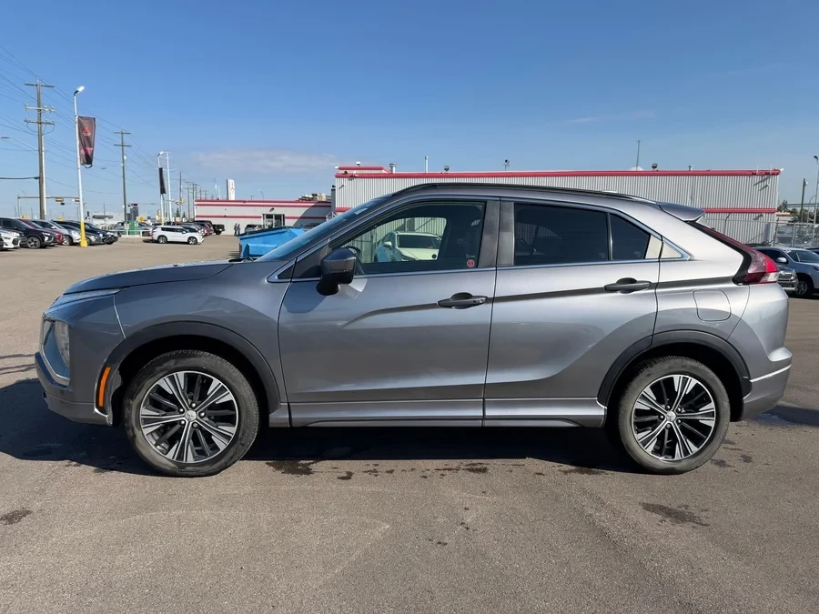 2022 Mitsubishi Eclipse Cross - Image 3 of 20