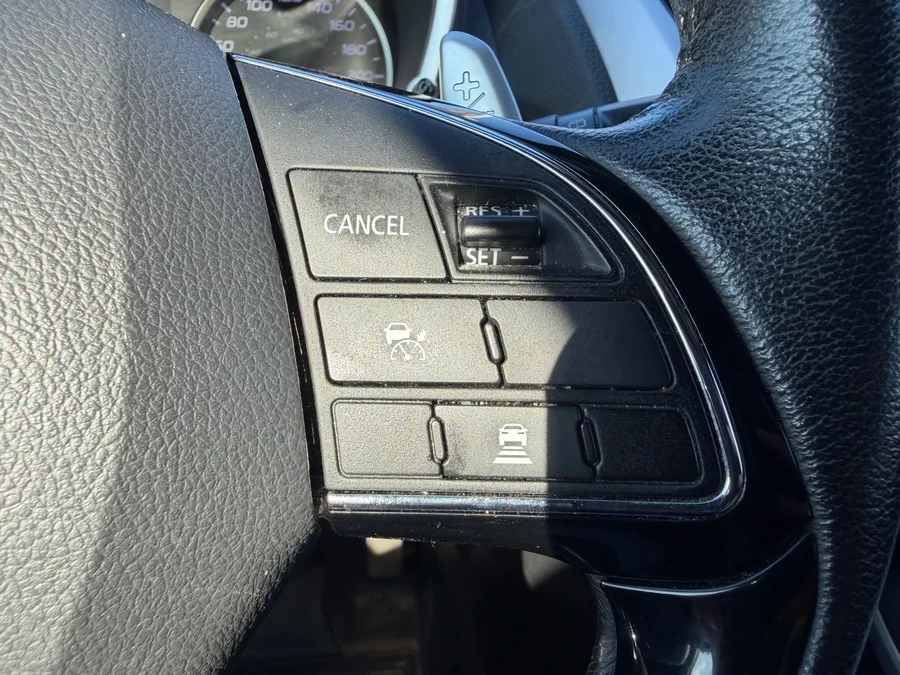 2022 Mitsubishi Eclipse Cross - Image 7 of 20