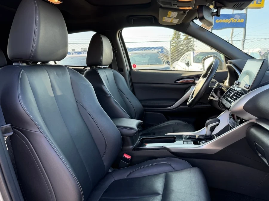 2022 Mitsubishi Eclipse Cross - Image 17 of 20