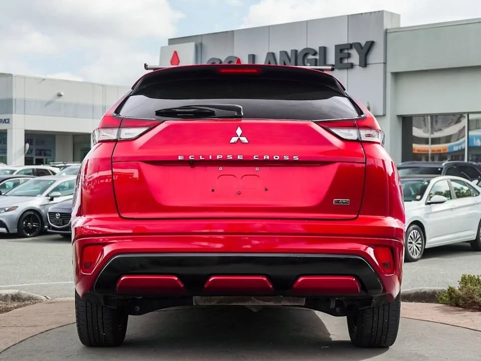 2022 Mitsubishi Eclipse Cross - Image 4 of 20