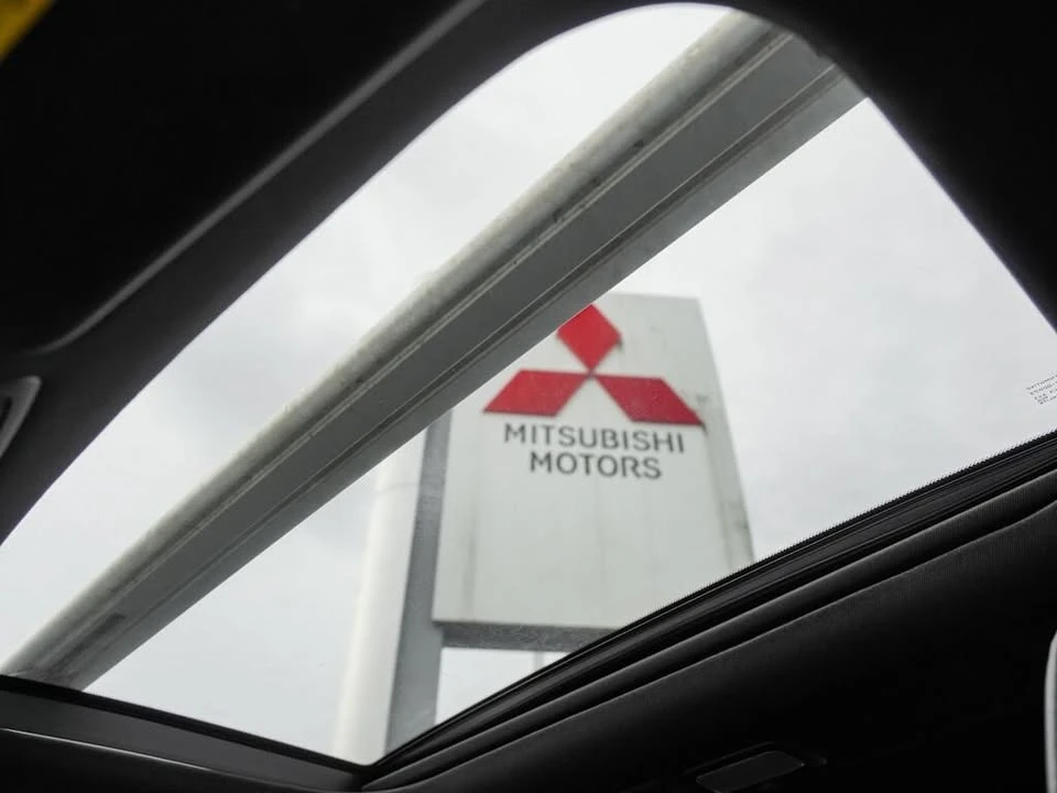 2022 Mitsubishi Eclipse Cross - Image 17 of 20