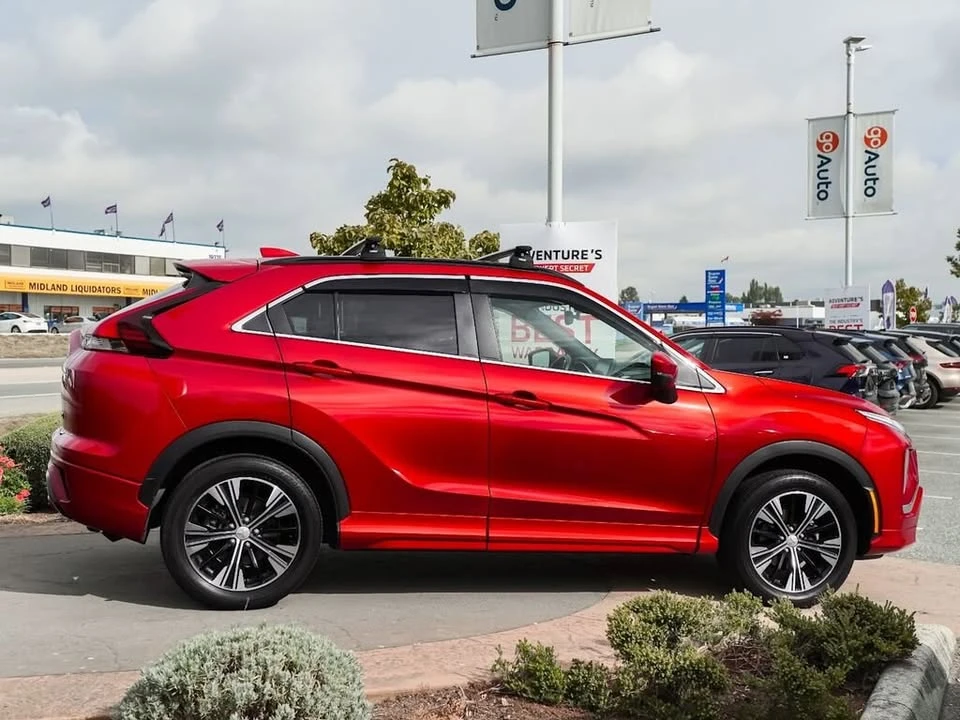 2022 Mitsubishi Eclipse Cross - Image 3 of 20