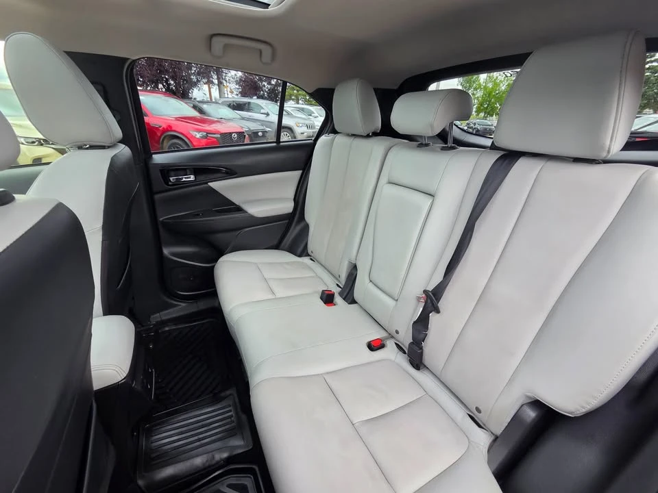 2022 Mitsubishi Eclipse Cross - Image 15 of 20