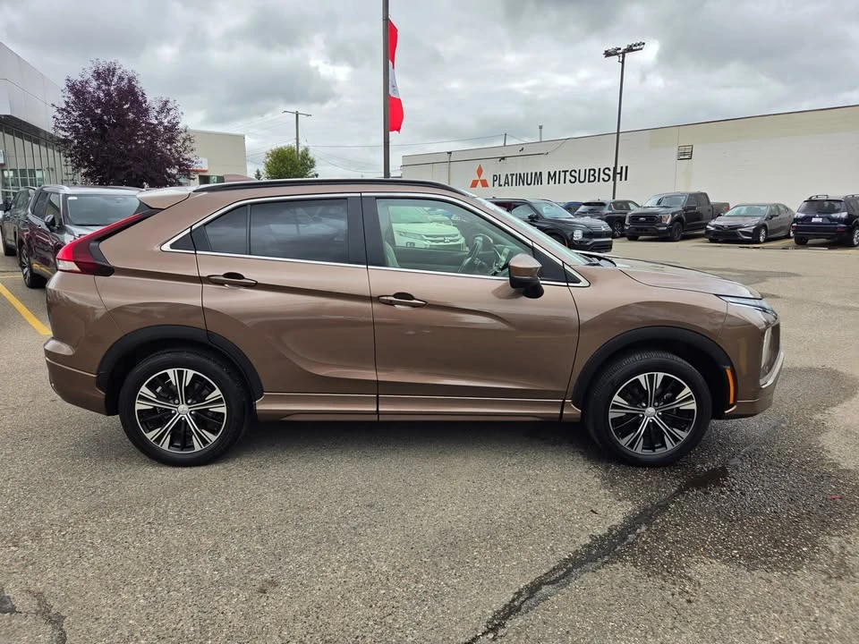 2022 Mitsubishi Eclipse Cross - Image 8 of 20