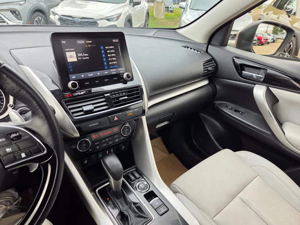 2022 Mitsubishi Eclipse Cross - Image 17 of 20