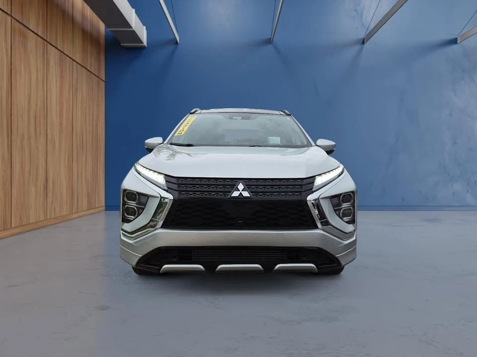 2022 Mitsubishi Eclipse Cross - Image 11 of 18