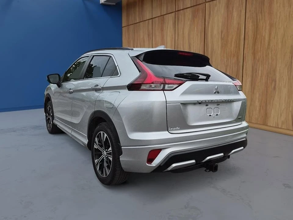 2022 Mitsubishi Eclipse Cross - Image 13 of 18