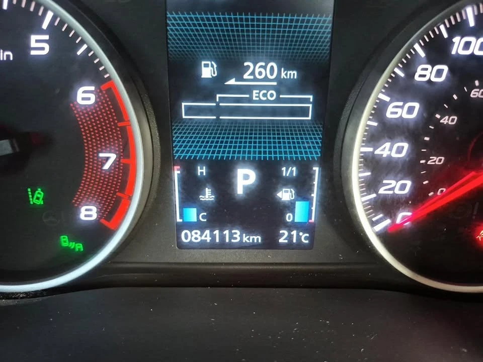 2022 Mitsubishi Eclipse Cross - Image 12 of 18