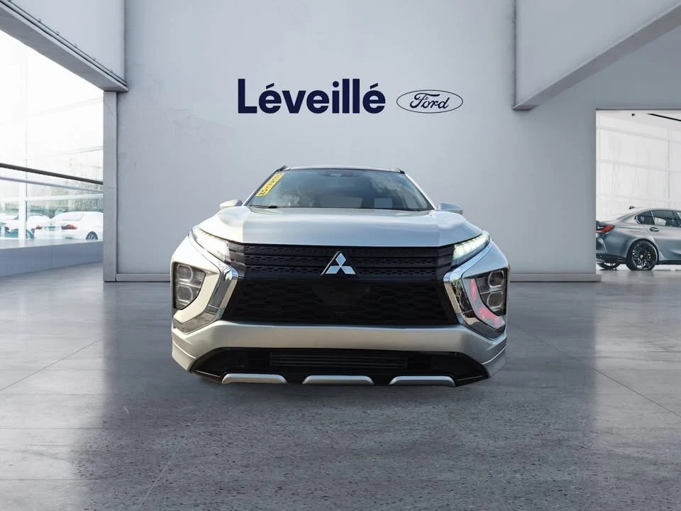 2022 Mitsubishi Eclipse Cross - Image 2 of 18