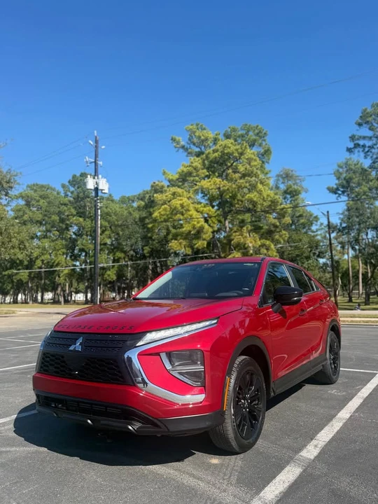 2022 Mitsubishi Eclipse Cross - Image 15 of 19