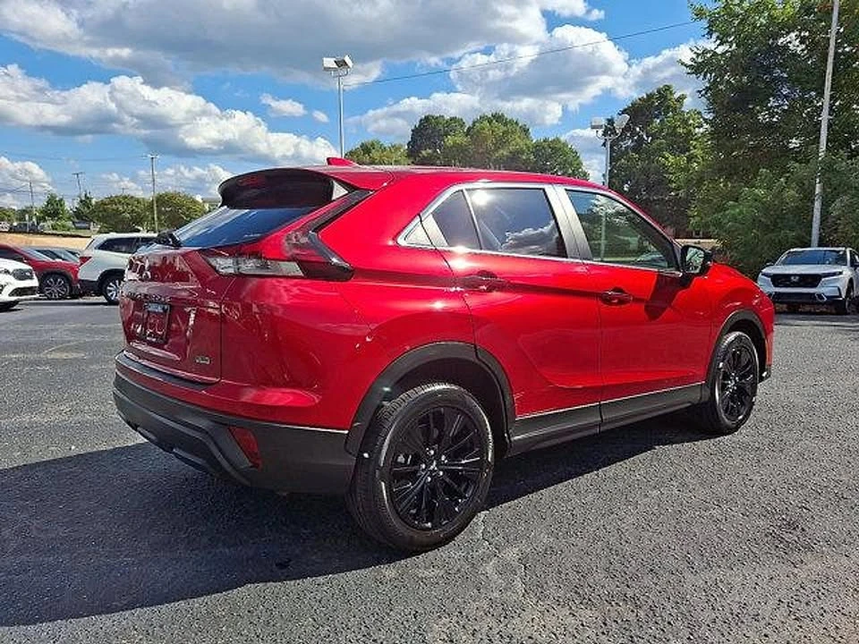 2022 Mitsubishi Eclipse Cross - Image 5 of 13