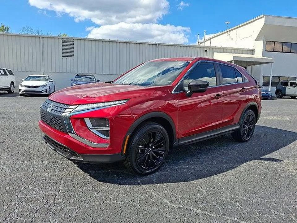 2022 Mitsubishi Eclipse Cross - Image 2 of 13
