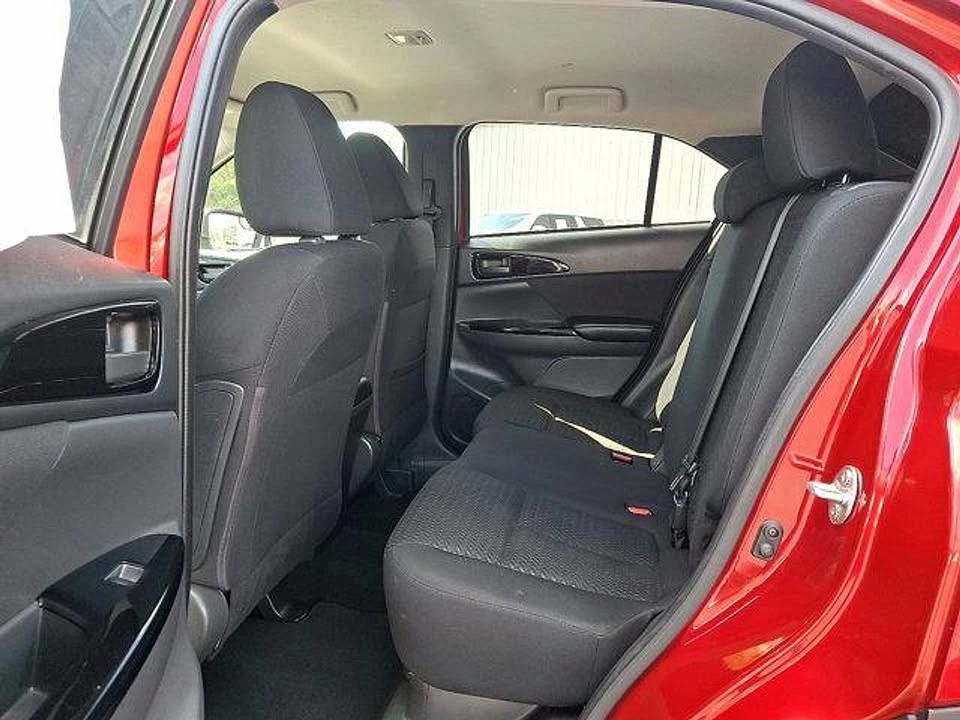 2022 Mitsubishi Eclipse Cross - Image 8 of 13