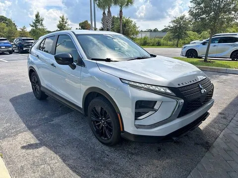 2022 Mitsubishi Eclipse Cross LE