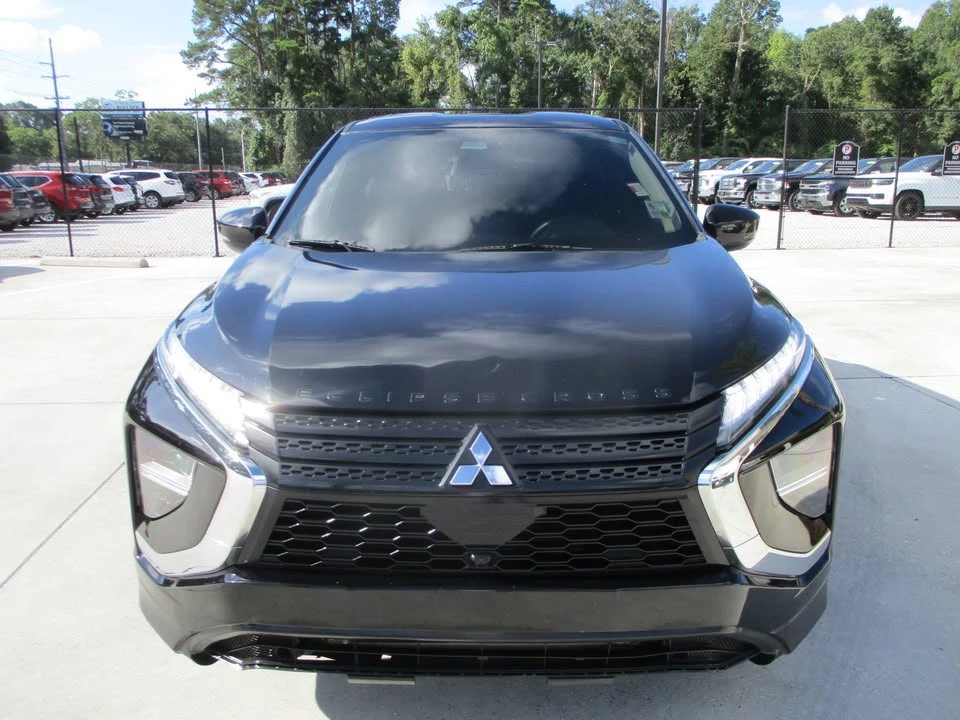 2022 Mitsubishi Eclipse Cross - Image 3 of 15