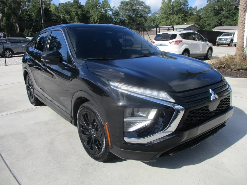 2022 Mitsubishi Eclipse Cross - Image 2 of 15