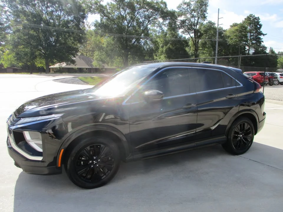 2022 Mitsubishi Eclipse Cross - Image 5 of 15