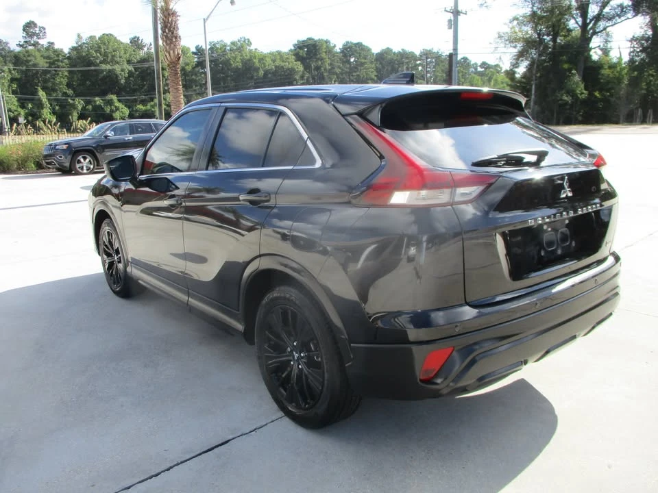 2022 Mitsubishi Eclipse Cross - Image 8 of 15