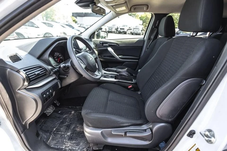 2022 Mitsubishi Eclipse Cross - Image 16 of 20