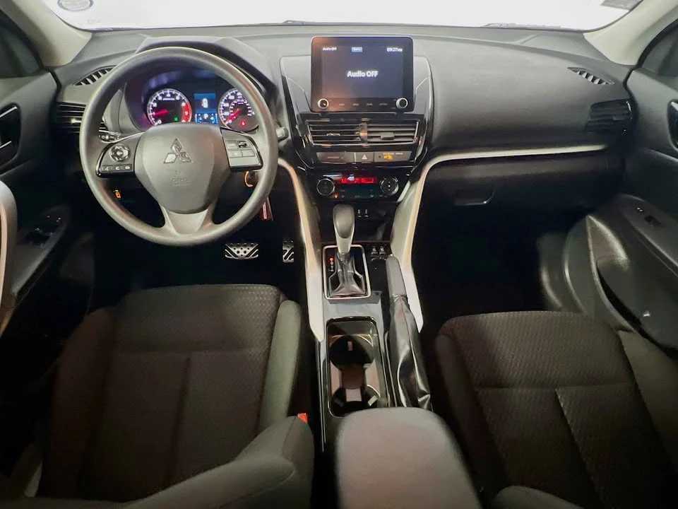 2022 Mitsubishi Eclipse Cross - Image 14 of 17