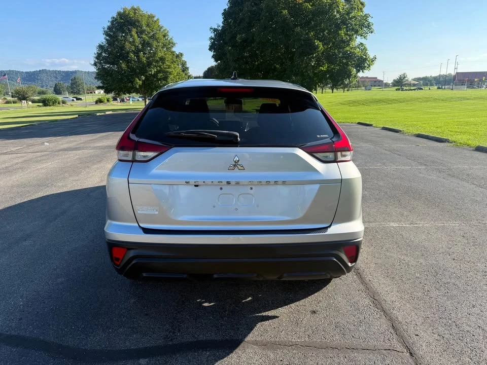2022 Mitsubishi Eclipse Cross - Image 3 of 14