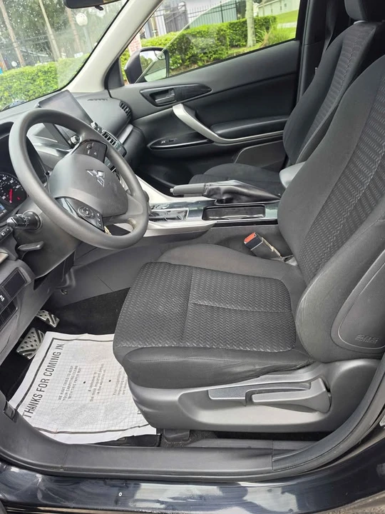 2022 Mitsubishi Eclipse Cross - Image 7 of 17