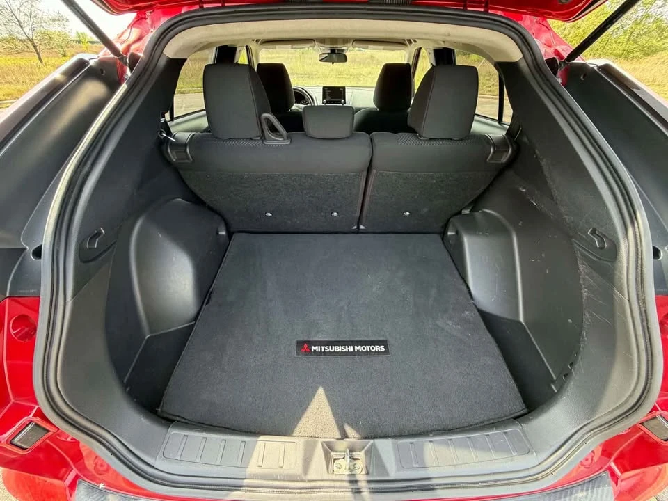 2022 Mitsubishi Eclipse Cross - Image 15 of 17