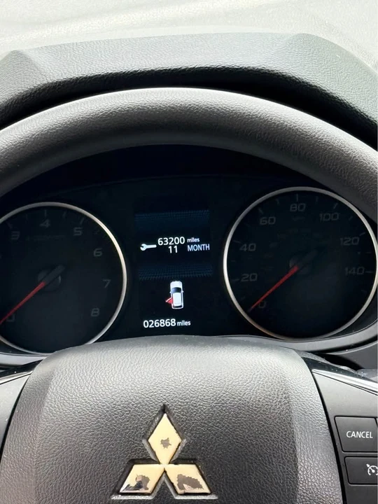 2022 Mitsubishi Eclipse Cross - Image 18 of 19