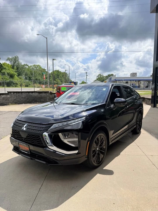 2022 Mitsubishi Eclipse Cross - Image 6 of 19