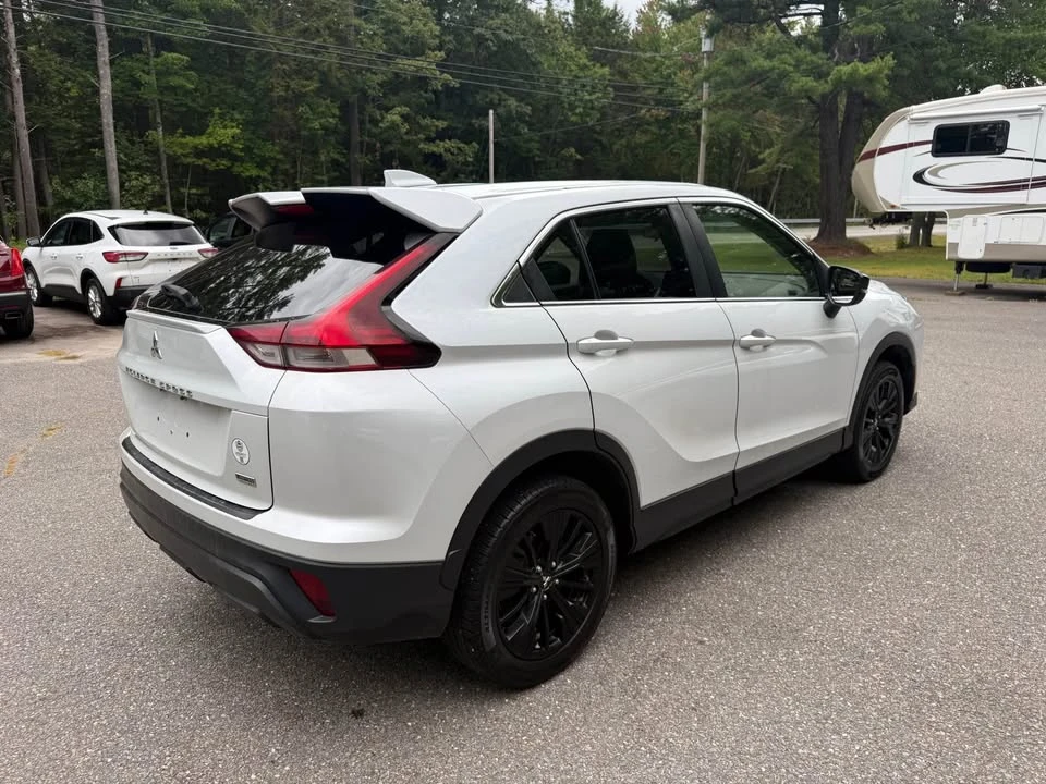2022 Mitsubishi Eclipse Cross - Image 6 of 20