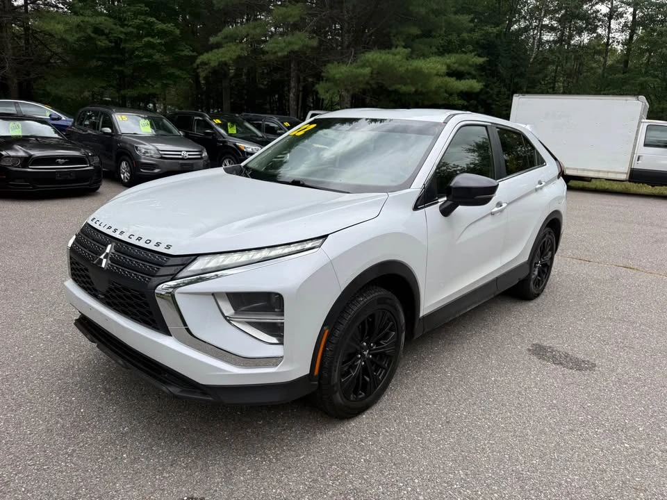 2022 Mitsubishi Eclipse Cross - Image 3 of 20