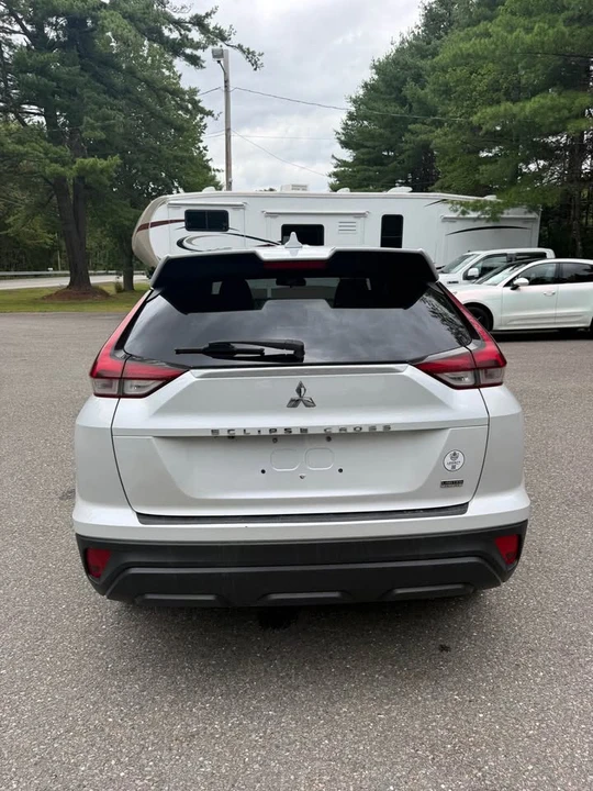 2022 Mitsubishi Eclipse Cross - Image 5 of 20