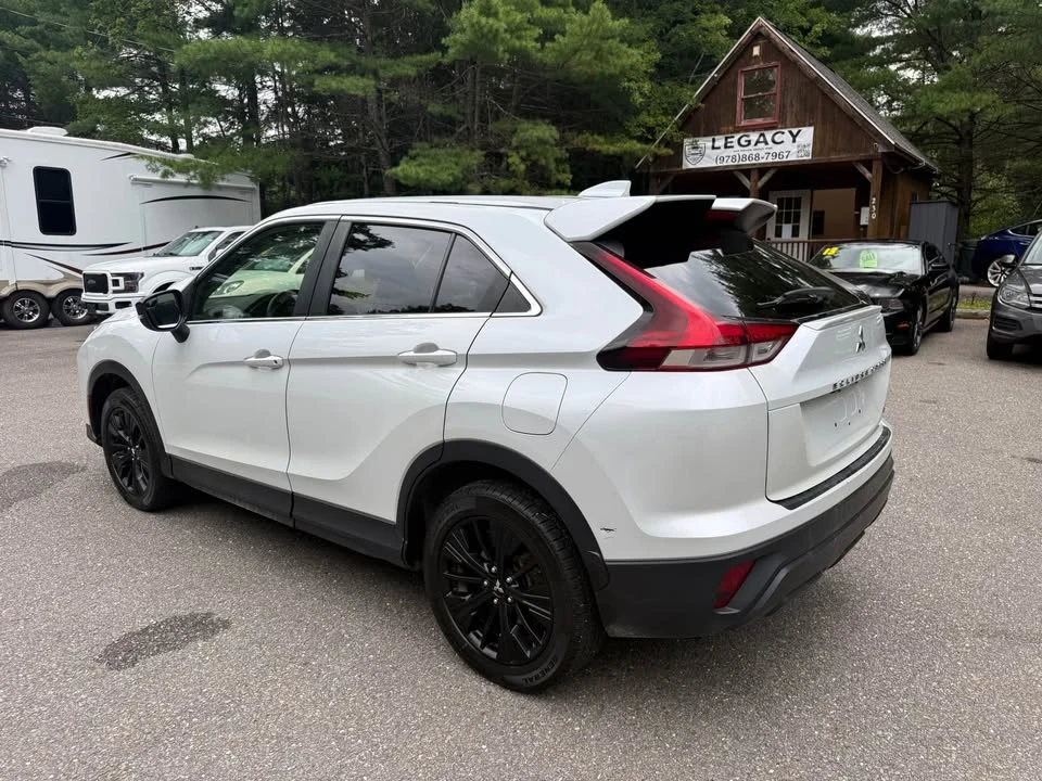 2022 Mitsubishi Eclipse Cross - Image 4 of 20
