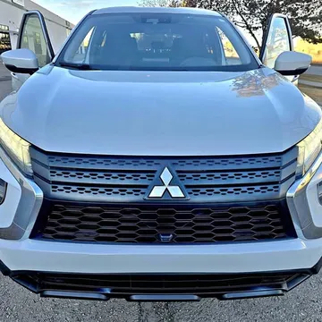 2022 Mitsubishi Eclipse Cross ES