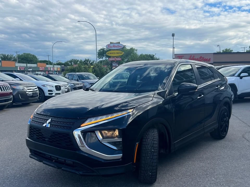 2022 Mitsubishi Eclipse Cross - Image 2 of 20