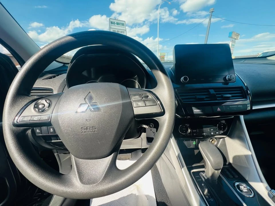 2022 Mitsubishi Eclipse Cross - Image 17 of 20
