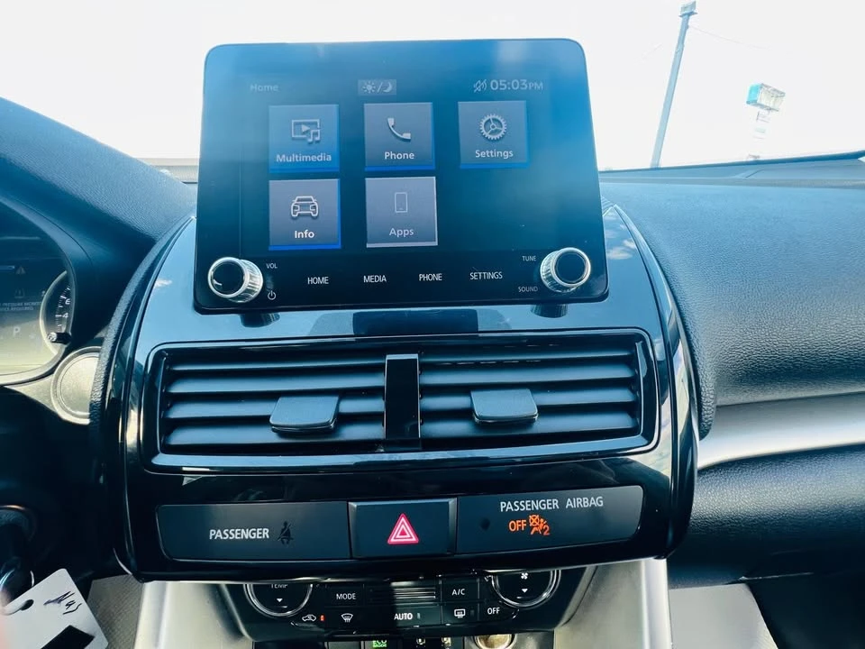 2022 Mitsubishi Eclipse Cross - Image 13 of 20