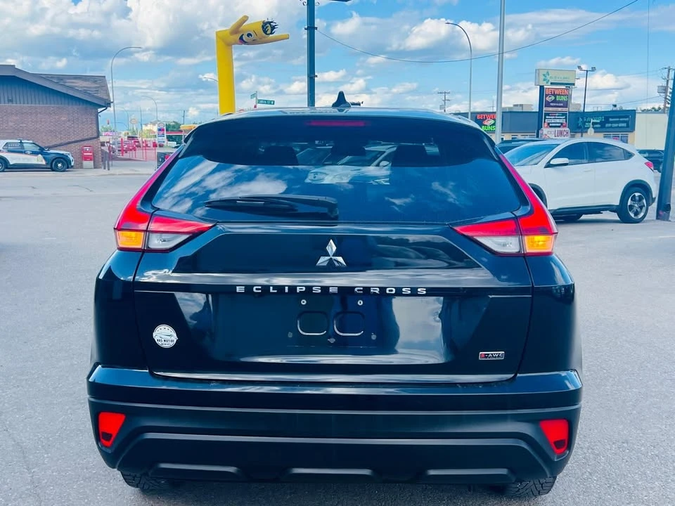 2022 Mitsubishi Eclipse Cross - Image 5 of 20